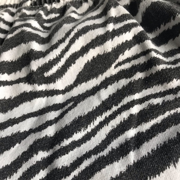 Varsity Shorts - Picture 4 of 6